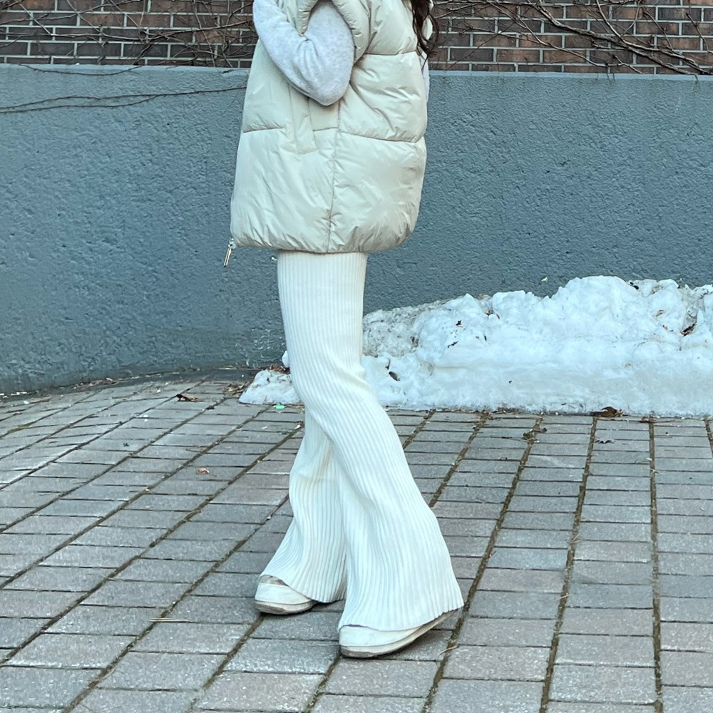 H&M Cream Ribbed Knit Flare Pants